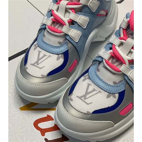 louis vuitton sneakers vrouwen|louis vuitton women's sneakers.